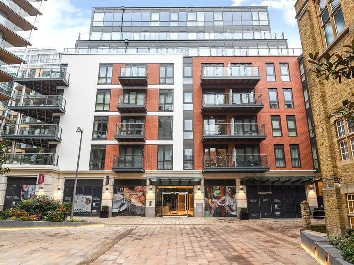 1 Bedrooms Apartment for sale in Dickens Yard, Longfield Avenue, Ealing, W5